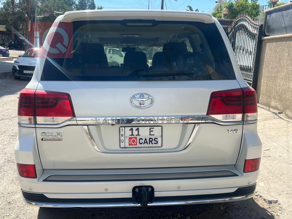 تويوتا لاندكروزر